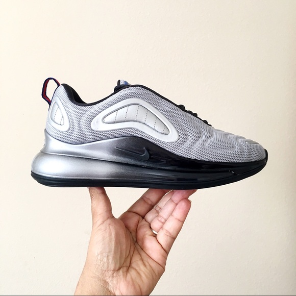 nike air max 720 grey and black